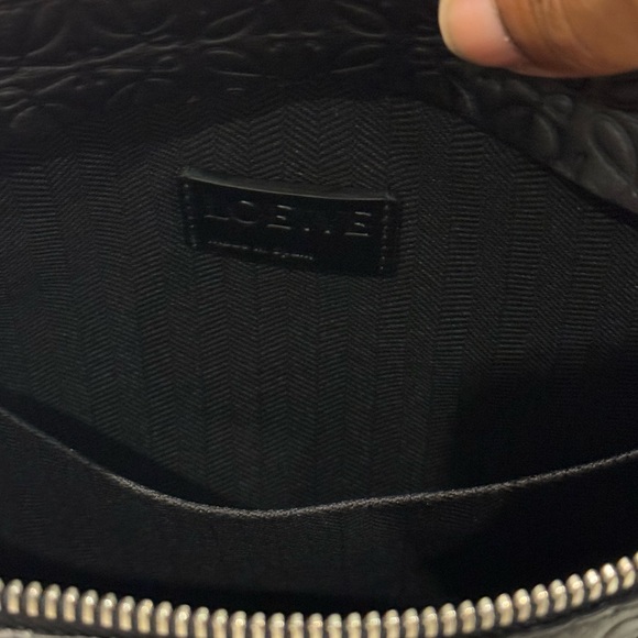 Loewe T pouch - Picture 7 of 9